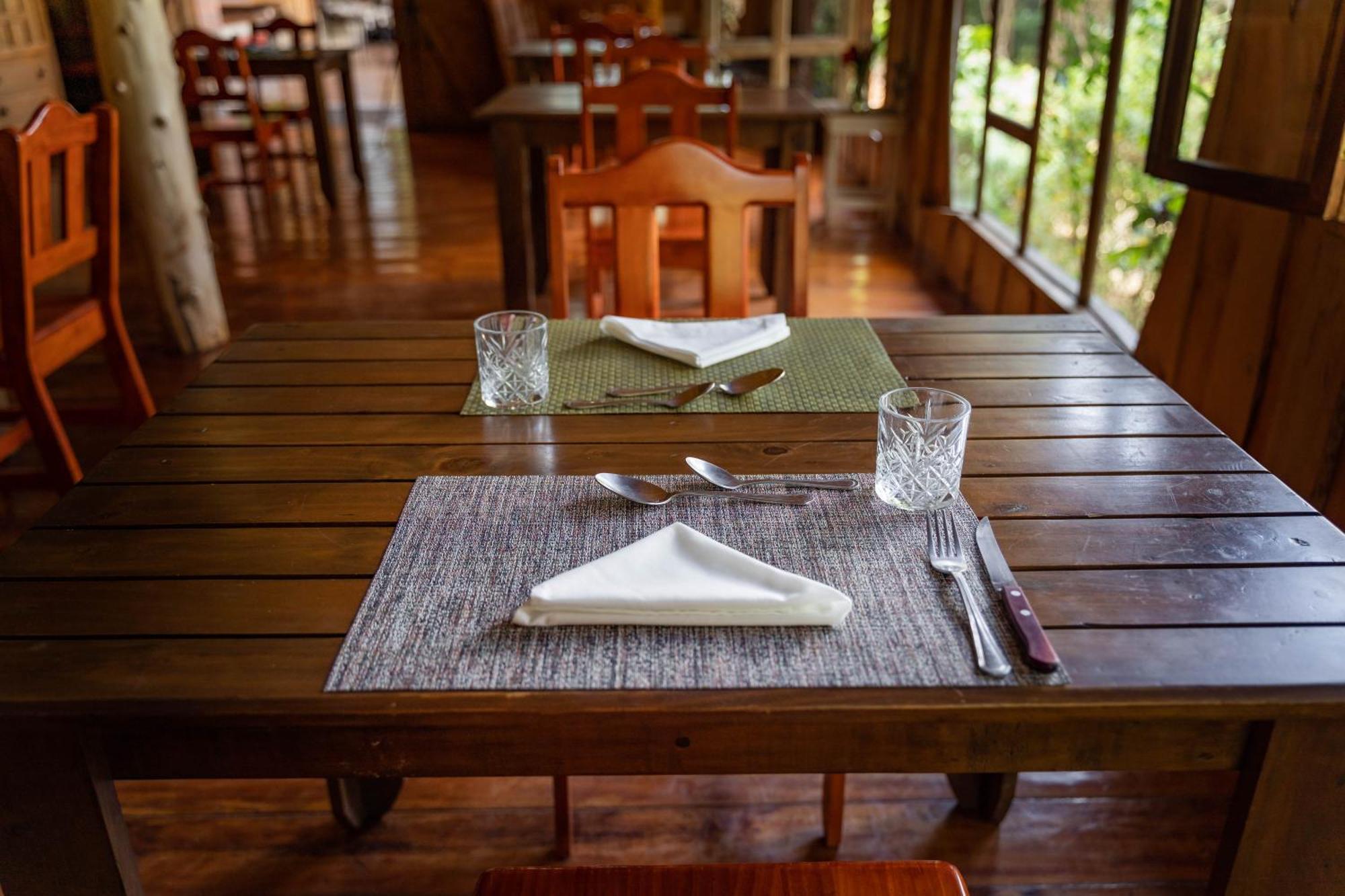 Cedrela Eco-Lodge & Restaurante Copey Ngoại thất bức ảnh